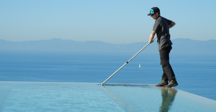 cleaning_infinity_pool