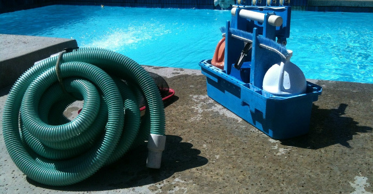 pool_cleaning_equipment